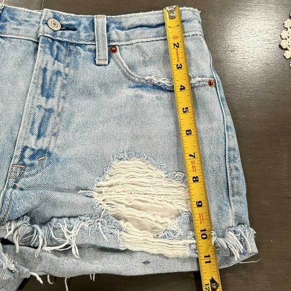 Abercrombie & Fitch Annie High Rise Denim Jean Shorts Distressed Size 26 or 2 - Picture 8 of 9